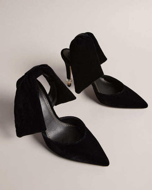 BATALYN-Shoes-Indulge in timeless glamour with our BATALYN heels. The unique design boasts a golden band and faux pearl detail on the heel, exuding luxury and sophistication that will elevate any outfit to statement status. Court heels Large bow on heel Golden band and pearl heel detail Pointed toe Slingback heel Heel height: 10.3cm- Ted Baker Romania